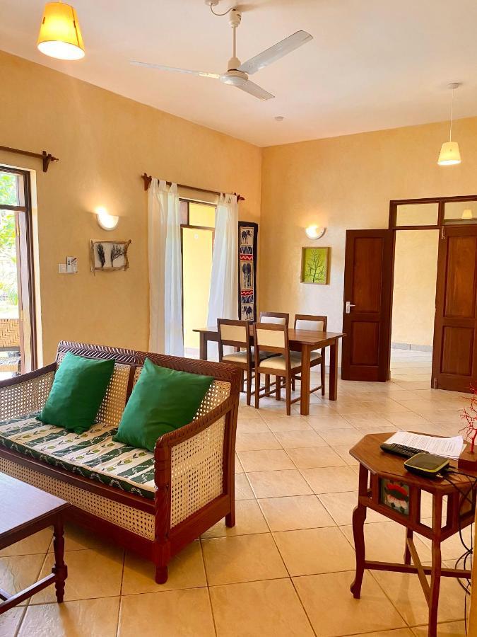 Flametree Beach Homes Diani Beach Exterior photo