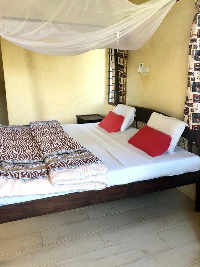Flametree Beach Homes Diani Beach Exterior photo