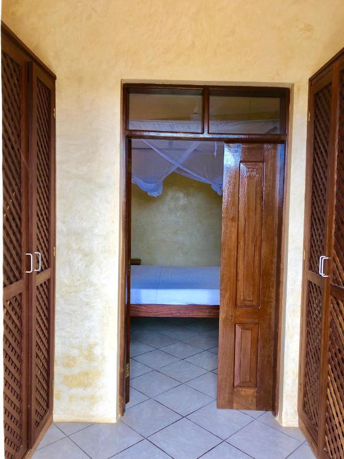 Flametree Beach Homes Diani Beach Exterior photo