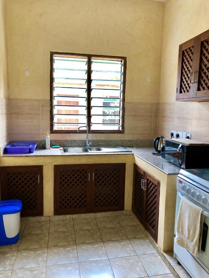 Flametree Beach Homes Diani Beach Exterior photo